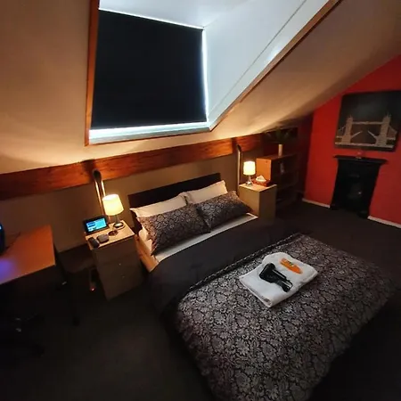 Homestay Luxury & Character Perfect For Leisure & Work *