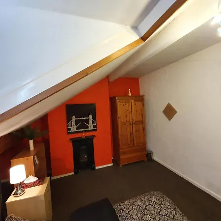 Luxury & Character Perfect For Leisure & Work *